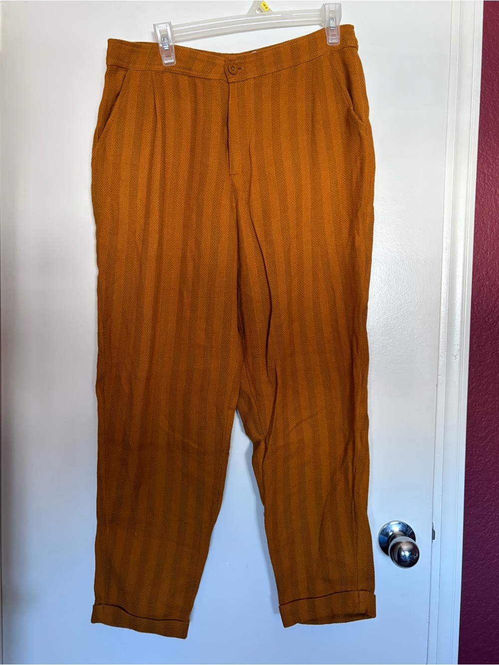 RVCA womenβs Chinos in Rust